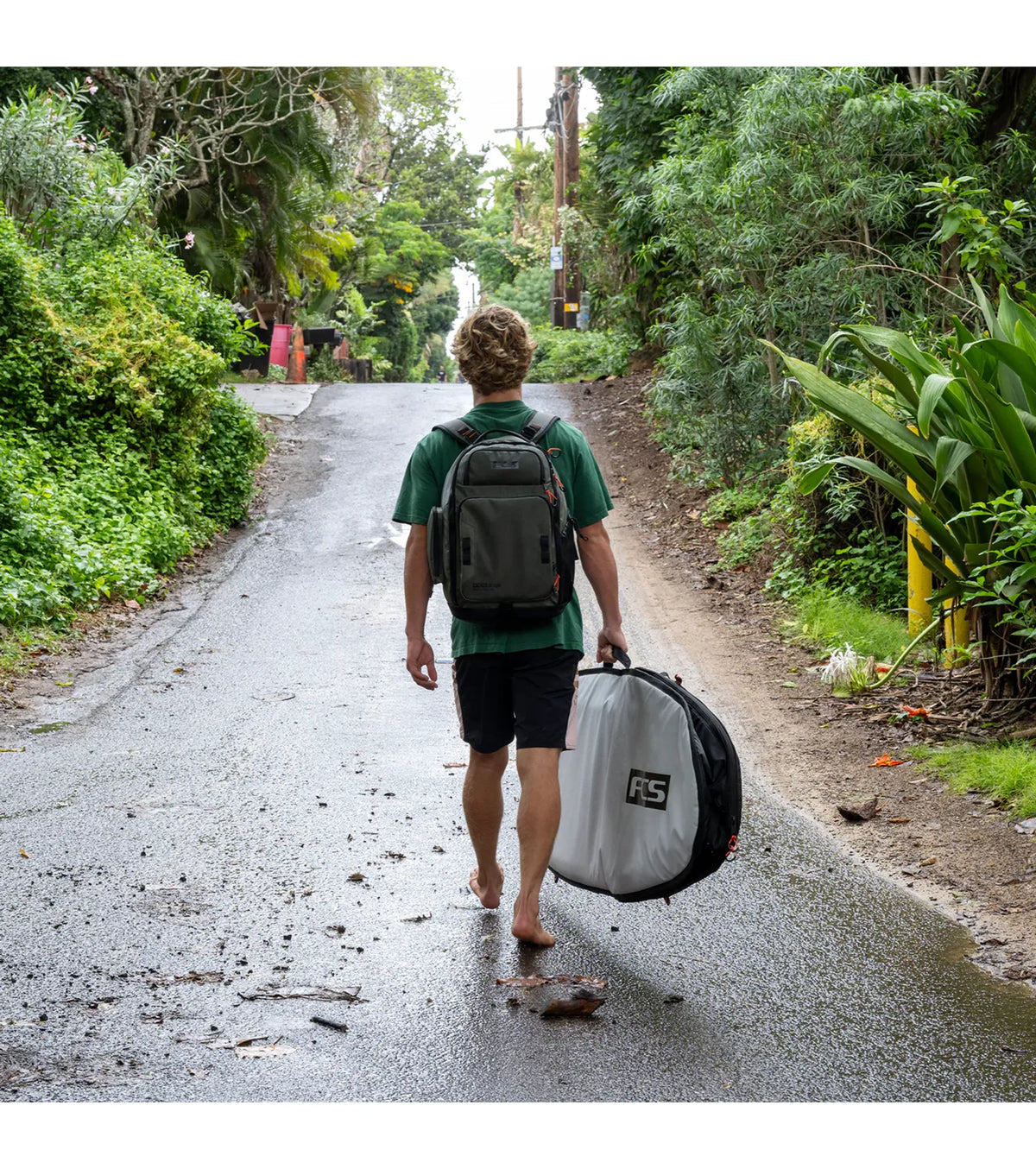FCS Day Runner Longboard Board Bag GO-Light
