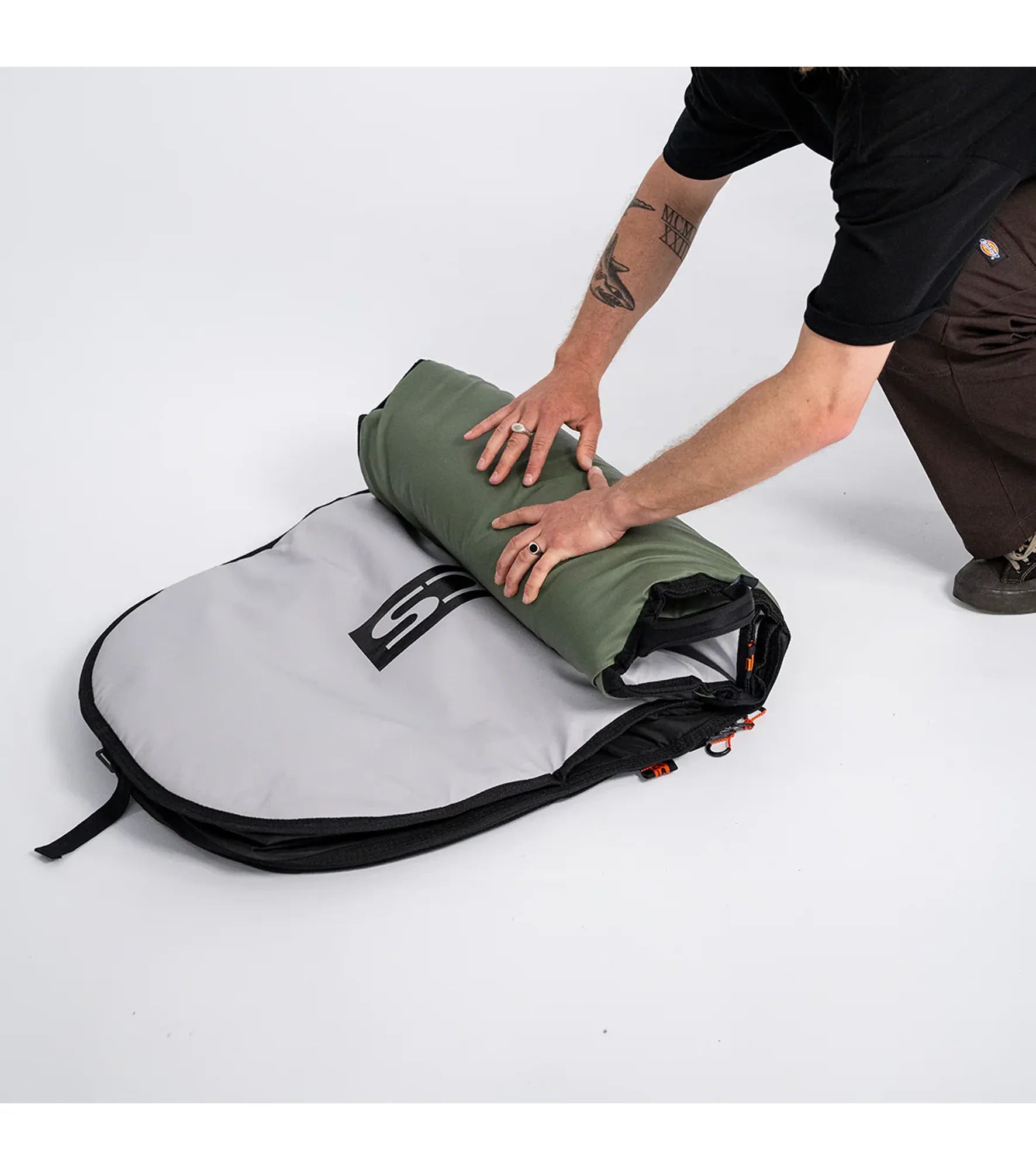 FCS Day Runner Longboard Board Bag GO-Light