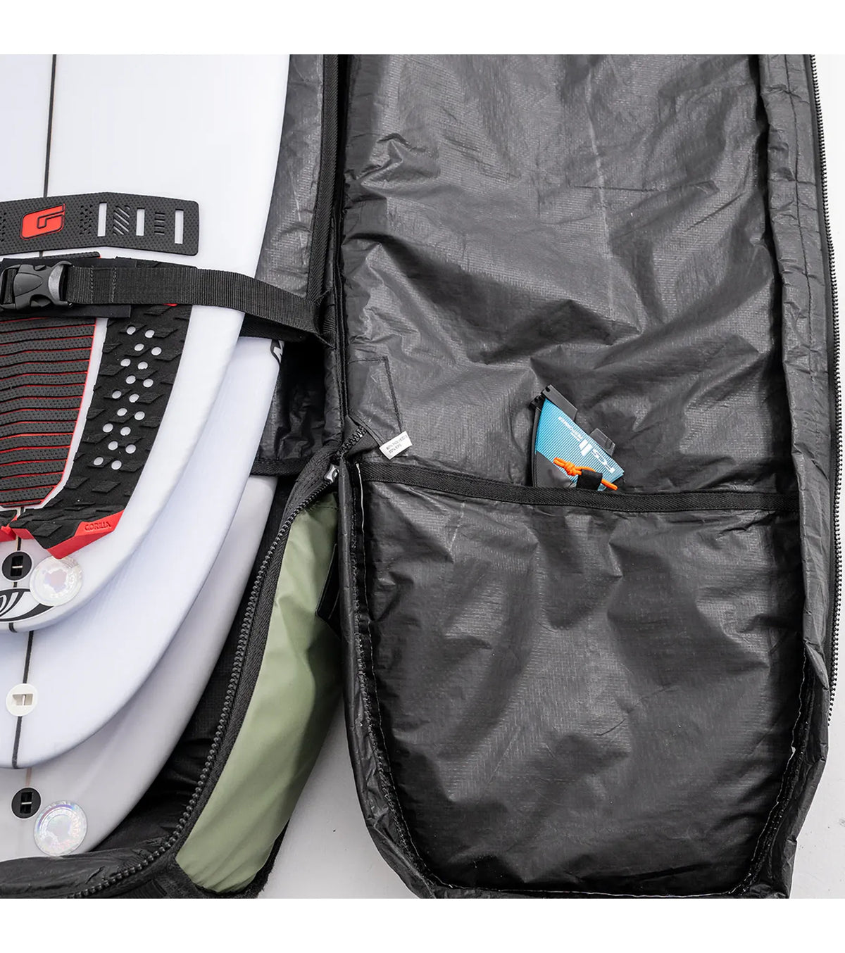 FCS Travel 3 Wheelie Shortboard / Fish Board Bag GO-Light