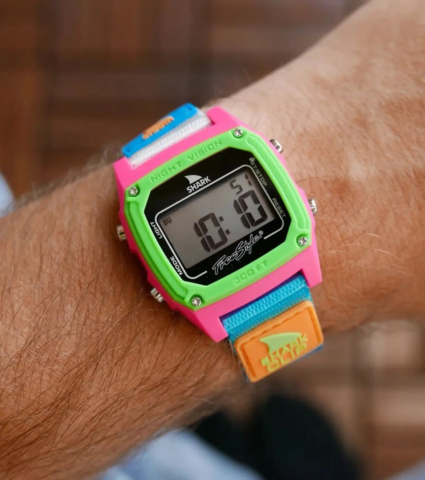 Freestyle - Shark Classic Clip - Black Neon - Watch