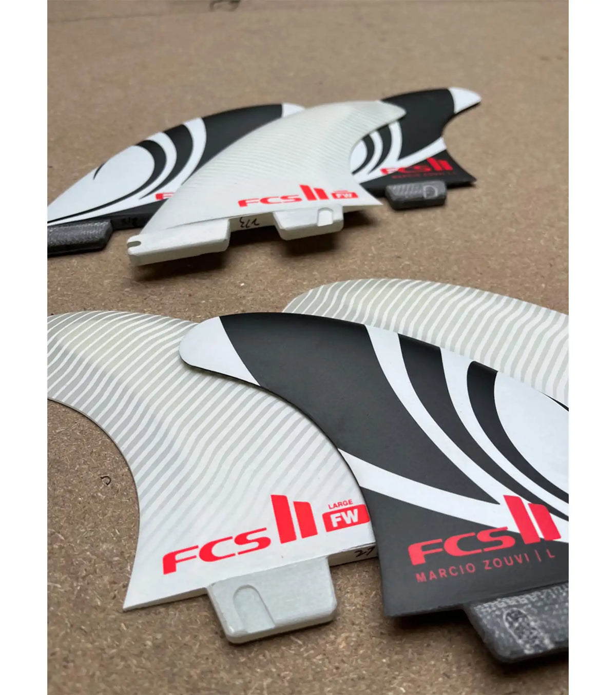 FCS II Sharpeye Performance Core Thruster Fins