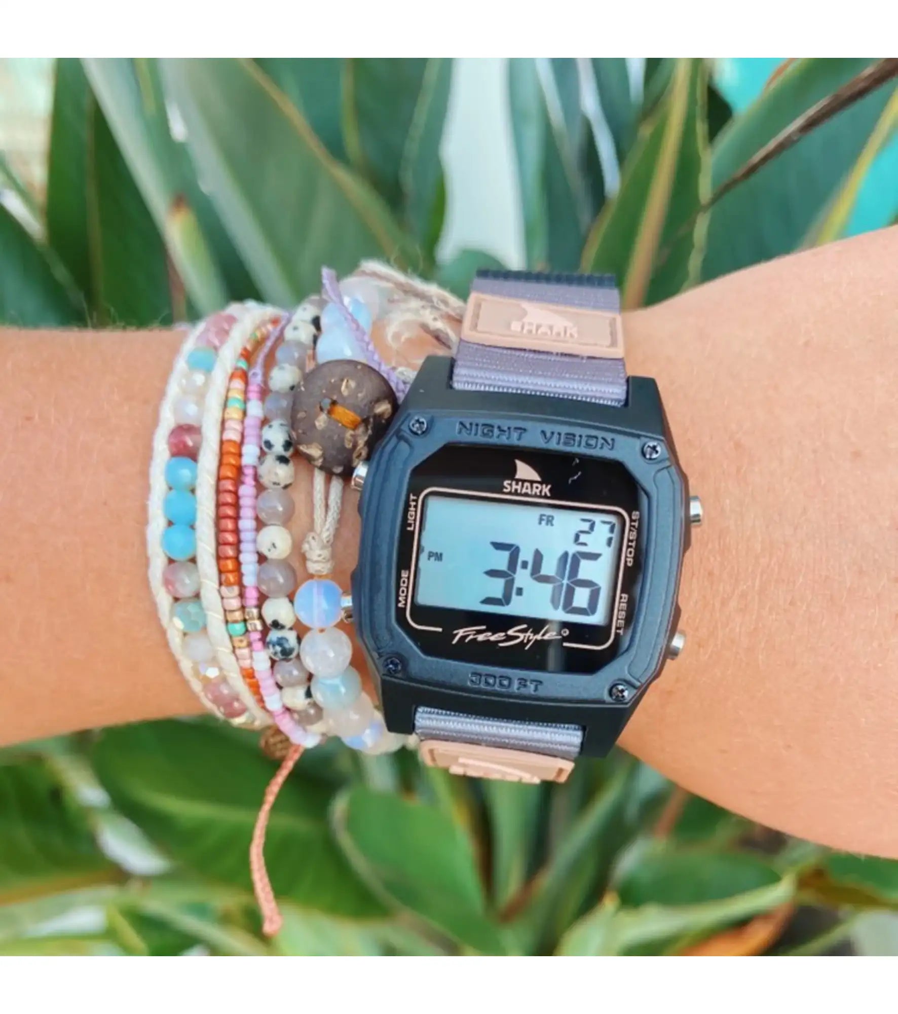 Freestyle - Shark Classic Leash - Sahara - Watch