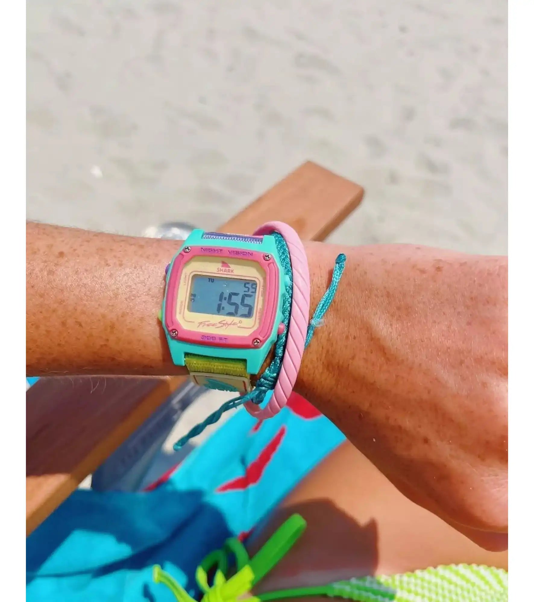 Freestyle - Shark Classic Clip - Sour Apple - Watch