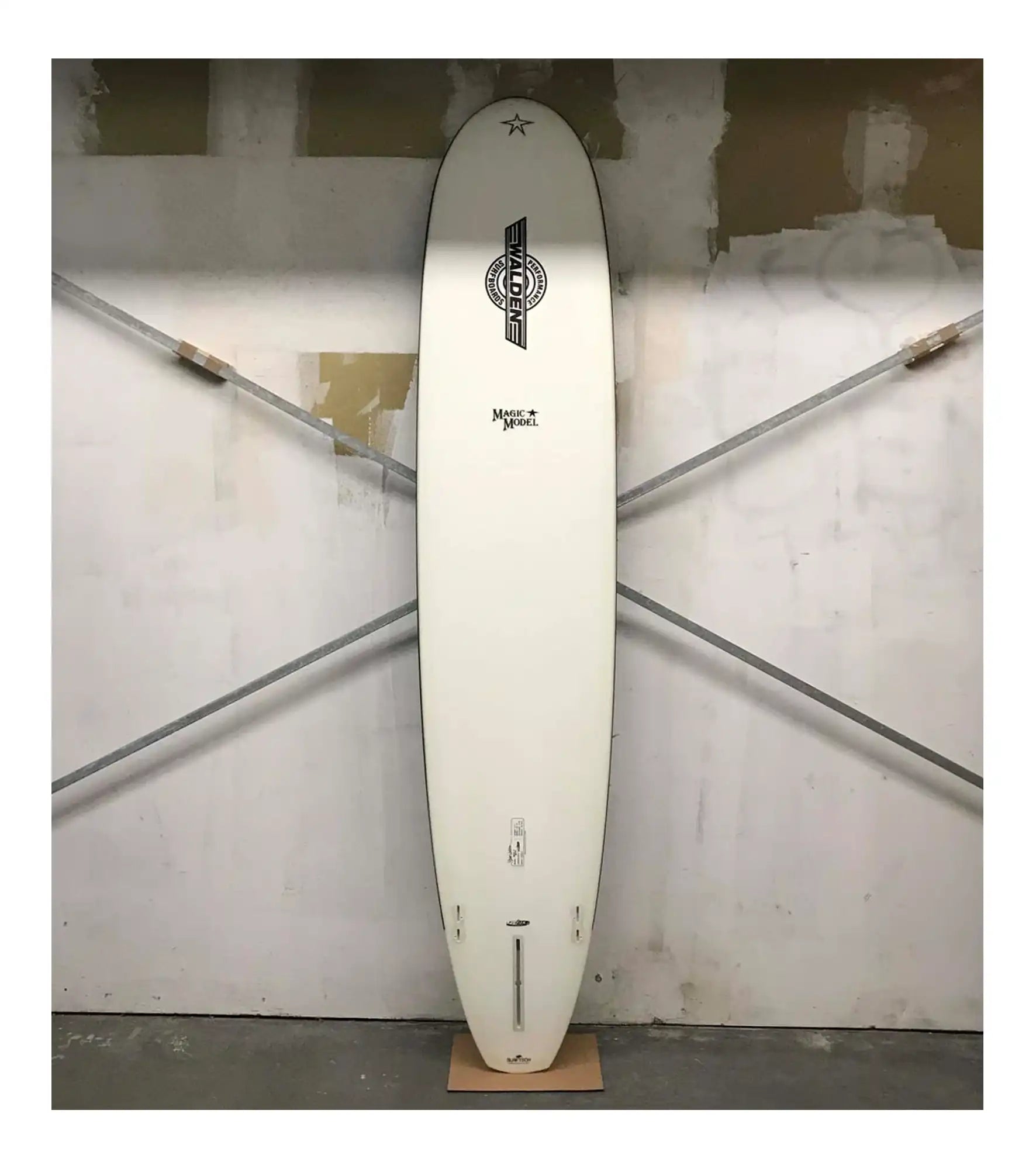 Walden Magic Model - Fusion Parabolic - FCS II - 2 + 1 Fin FACTORY SECOND